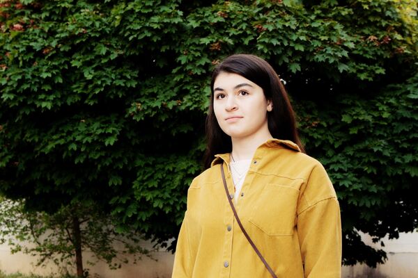 Одна на всю Южную Осетию: выпускница Альбиона о золотой медали и будущей профессии Одна на всю Южную Осетию: выпускница Альбиона о золотой медали и будущей профессии - Sputnik Южная Осетия