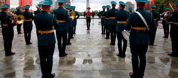 Южный военный округ приступил к подготовке военных парадов в десяти городах Юга России Южный военный округ приступил к подготовке военных парадов в десяти городах Юга России - Sputnik Южная Осетия
