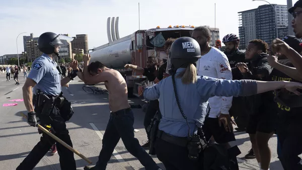 Протесты в Нью-Йорке/ Протесты в Миннеаполисе/ В США продолжаются протесты