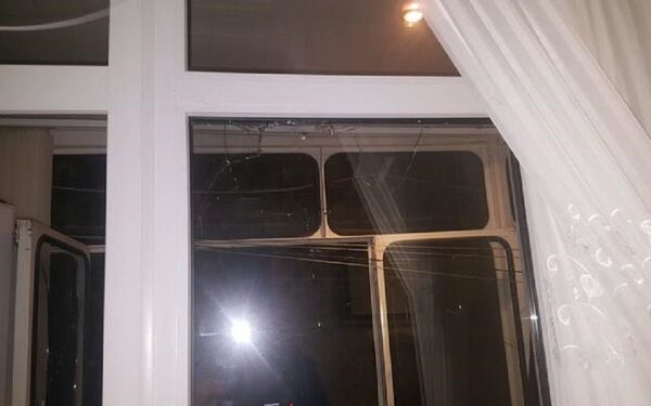 В Цхинвале неизвестные лица совершили нападение на квартиру главы Минюста - Sputnik Южная Осетия