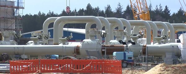 Северный поток — 2: Германия пригрозила США штрафными пошлинами на американский газ - Sputnik Южная Осетия