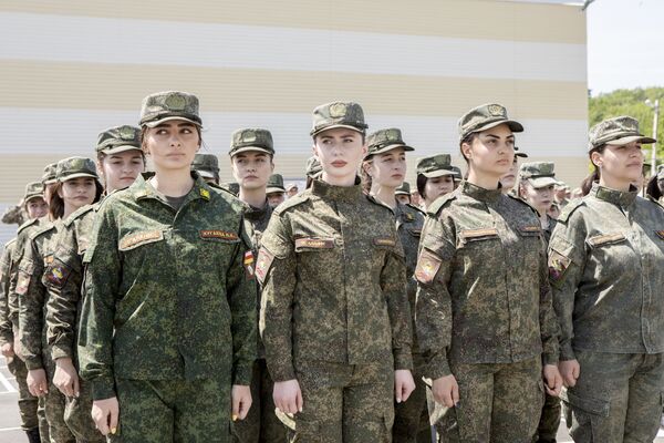 Ӕфсӕддон цӕттӕдзинад: куыд репетици кӕнынц Цхинвалы Уӕлахизы парад Ӕфсӕддон цӕттӕдзинад: куыд репетици кӕнынц Цхинвалы Уӕлахизы парад - Sputnik Хуссар Ирыстон