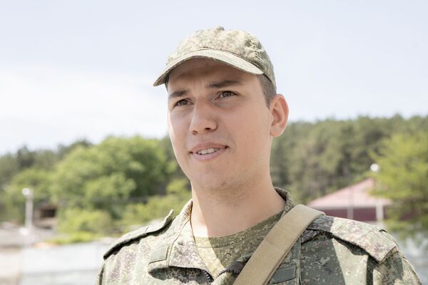 Полная военная готовность: как в Цхинвале репетируют юбилейный парад Победы Полная военная готовность: как в Цхинвале репетируют юбилейный парад Победы - Sputnik Южная Осетия