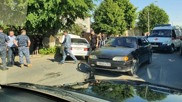 В центре Цхинвала столкнулись три автомобиля - Sputnik Южная Осетия