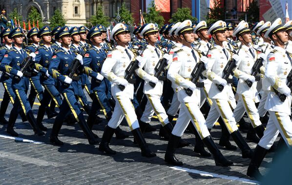 Парадный расчет армии КНР во время военного парада Победы в Москве - Sputnik Южная Осетия