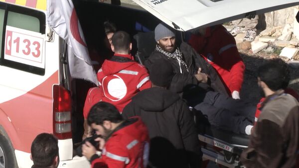 Раненых боевиков вывезли из Сирии в обмен на эвакуацию сотен мирных граждан - Sputnik Южная Осетия