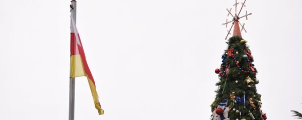 Елка в Цхинвале Елка в Цхинвале - Sputnik Южная Осетия