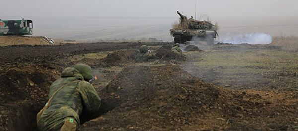 Более 700 военнослужащих ЮВО пройдут обучение по добыче пресной воды в болоте и собиранию росы Более 700 военнослужащих ЮВО пройдут обучение по добыче пресной воды в болоте и собиранию росы - Sputnik Южная Осетия