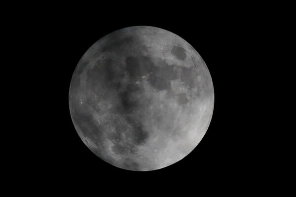 Полная луна во время полутеневого затмения над Мексикой  - Sputnik Южная Осетия