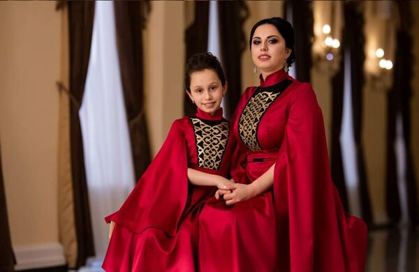 Счастливы вместе: как пара из Южной Осетии построила крепкую семью Счастливы вместе: как пара из Южной Осетии построила крепкую семью - Sputnik Южная Осетия