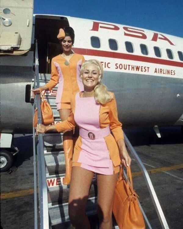 Стюардессы авиакомпании Pacific Southwest Airlines в 1960 годах  - Sputnik Южная Осетия