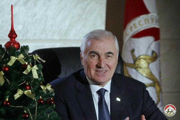 Новогоднее обращение президента - Sputnik Южная Осетия