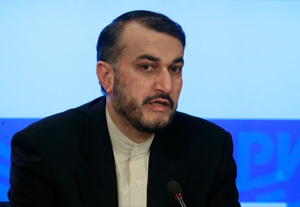 П/к заместителя министра иностранных дел Ирана Х.А.Абдоллахийана - Sputnik Южная Осетия