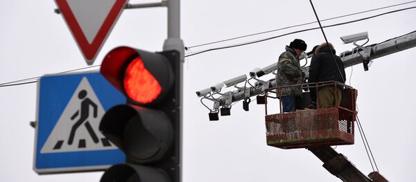 Комплекс автофиксации нарушений ПДД в Новосибирске Комплекс автофиксации нарушений ПДД в Новосибирске - Sputnik Южная Осетия