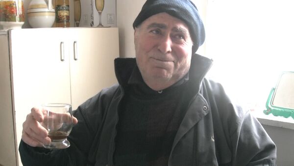 Винодел из села Прис рассказал о том, как он делает свои игристые вина - Sputnik Южная Осетия