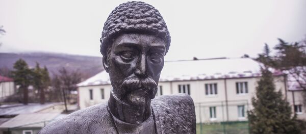 А куда смотрят памятники? - Sputnik Южная Осетия