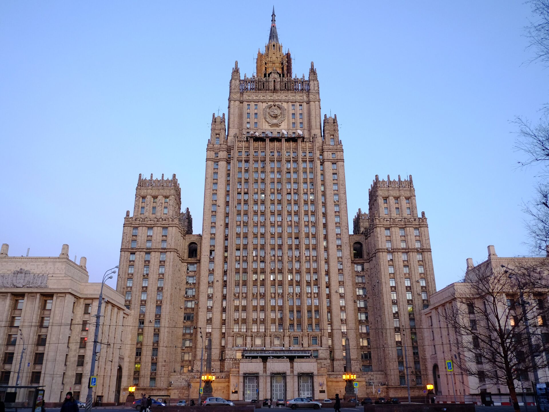 министерство иностранных дел в москве
