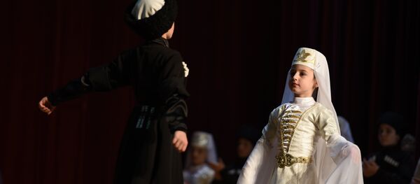 Фестиваль национального танца - Sputnik Хуссар Ирыстон