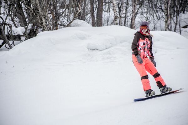 Сноуборд — это больше чем просто доска, это снаряд для зимнего вида спорта (сноубординга), активного времяпрепровождения и вообщем-то образ жизни. - Sputnik Южная Осетия