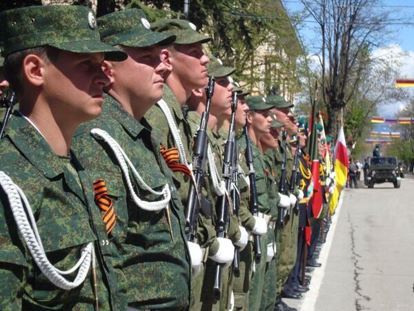 Служащие ВС РЮО - Sputnik Южная Осетия