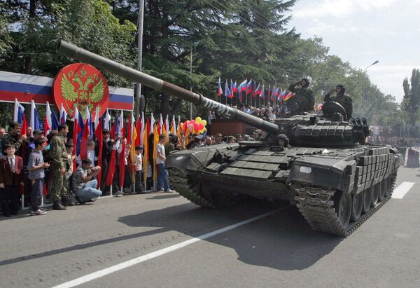 Парад в честь Дня независимости Южной Осетии - Sputnik Южная Осетия