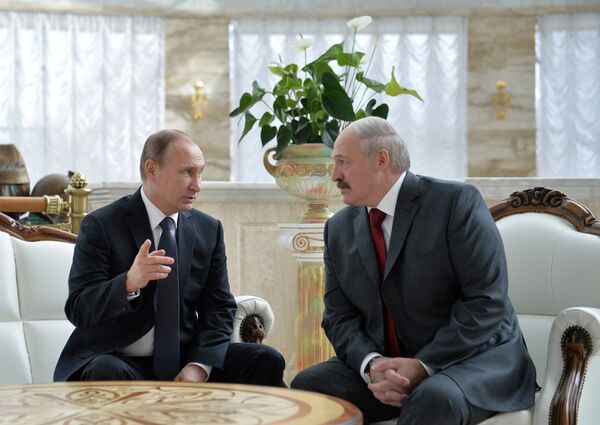 Президент РФ В. Путин принимает участие в саммитах ОДКБ и ВЕЭС в Москве - Sputnik Южная Осетия
