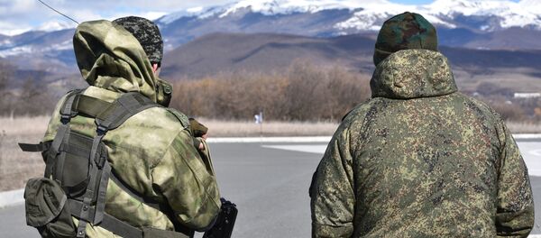 Пограничники на югоосетино-грузинской границе. Пограничники на югоосетино-грузинской границе. - Sputnik Южная Осетия