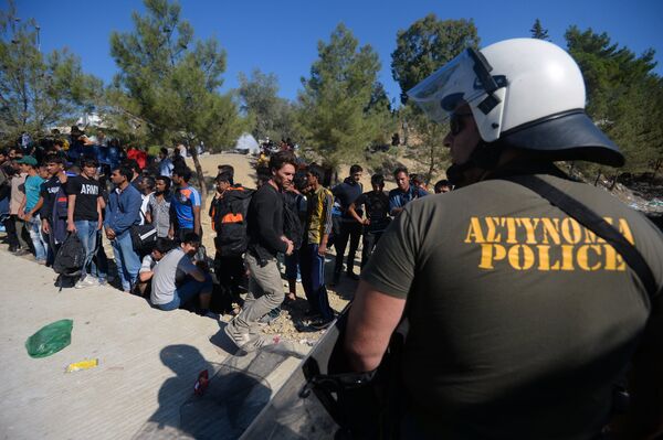 Беженцы на острове Лесбос в Греции - Sputnik Южная Осетия