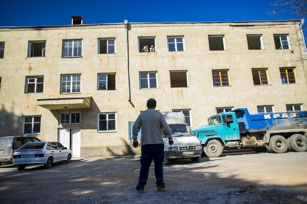 Единственное здание университетского комплекса, которое не будут сносить, а отремонтируют. - Sputnik Южная Осетия