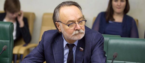 Сенатор Александр Тотоонов Сенатор Александр Тотоонов - Sputnik Хуссар Ирыстон