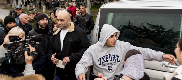 Сæдæгай цхинвайлæгтæ æрбацыдысты Театралон фæзуатмæ, цæмæй сæмбæлой не ‘мзæххонтыл Сæдæгай цхинвайлæгтæ æрбацыдысты Театралон фæзуатмæ, цæмæй сæмбæлой не ‘мзæххонтыл - Sputnik Хуссар Ирыстон