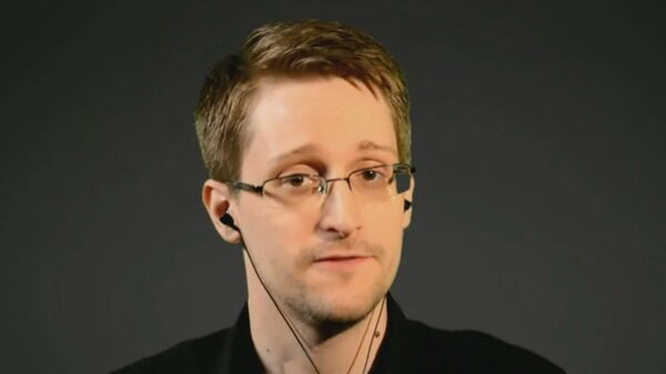 СПУТНИК_Она была незаконной и безрезультатной – Сноуден о программе слежки в США - Sputnik Южная Осетия
