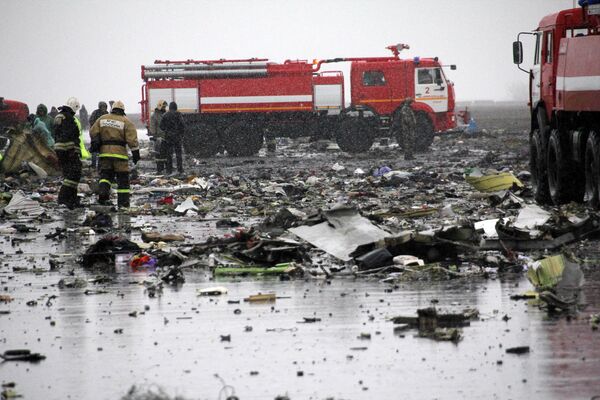 Пассажирский самолет Boeing-737-800 разбился при посадке в аэропорту Ростова-на-Дону - Sputnik Южная Осетия