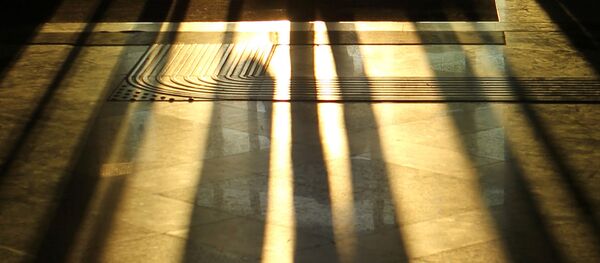 Пассажир в здании аэропорта города Флоренция. Рекадрированный. Пассажир в здании аэропорта города Флоренция. Рекадрированный. - Sputnik Южная Осетия