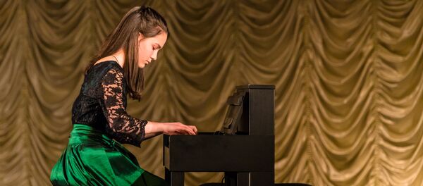 Бонвӕрнон-ы юбилейон концерт Цхинвалы Бонвӕрнон-ы юбилейон концерт Цхинвалы - Sputnik Хуссар Ирыстон