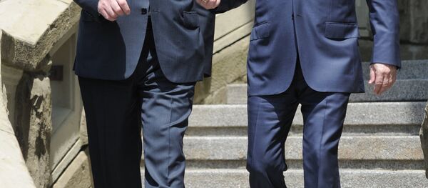 Переговоры президента РФ В. Путина с президентом Южной Осетии Л. Тибиловым - Sputnik Южная Осетия