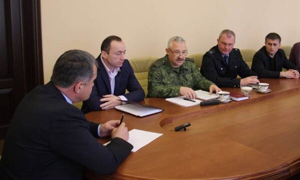 Встреча руководства Погранслужбы и депутатов парламента РЮО - Sputnik Южная Осетия