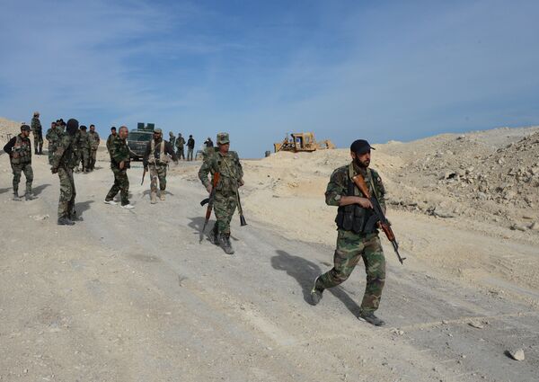 Сирийская армия полностью освободила от боевиков город Эль-Карьятейн - Sputnik Южная Осетия