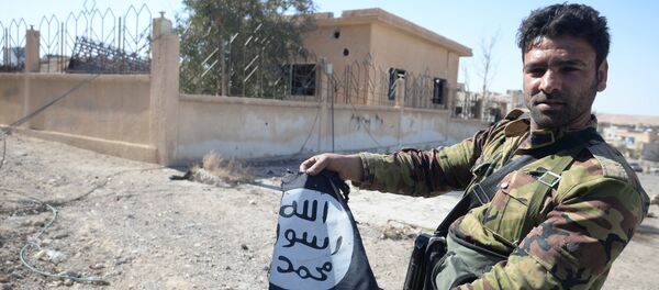 Сирийская армия полностью освободила от боевиков город Эль-Карьятейн Сирийская армия полностью освободила от боевиков город Эль-Карьятейн - Sputnik Южная Осетия