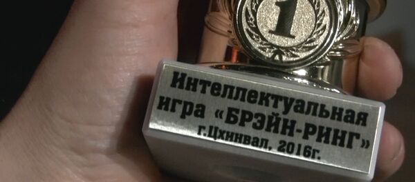 Школьники Южной Осетии соревновались в эрудиции и реакции - Sputnik Южная Осетия