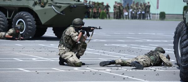 Показательные выступления на военной базе в РЮО Показательные выступления на военной базе в РЮО - Sputnik Южная Осетия