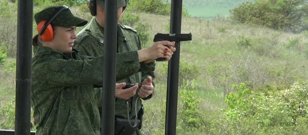 Российские пограничники в Южной Осетии соревновались в меткости Российские пограничники в Южной Осетии соревновались в меткости - Sputnik Южная Осетия