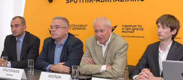 Открытие мультимедийного центра Открытие мультимедийного центра - Sputnik Южная Осетия