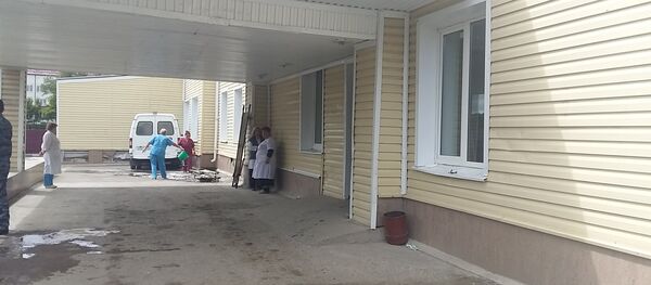 Республиканская соматическая больница в Цхинвале Республиканская соматическая больница в Цхинвале - Sputnik Хуссар Ирыстон
