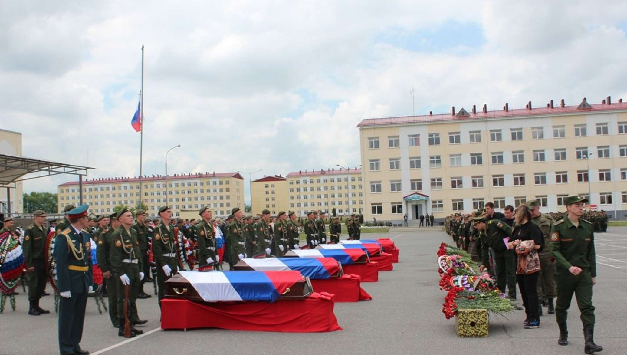 Поселок части. 20634 Военная часть Владикавказ. Владикавказ поселок Спутник ВЧ 20634. Владикавказ посёлок Спутник воинская часть 20634. 19 ОМСБР Северная Осетия.