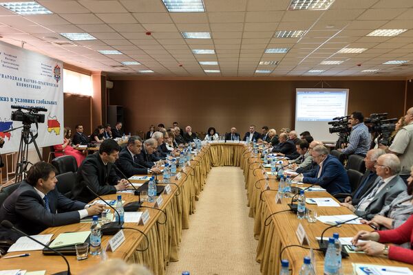 Конференция Кавказ в условиях глобальных вызовов и угроз - Sputnik Южная Осетия