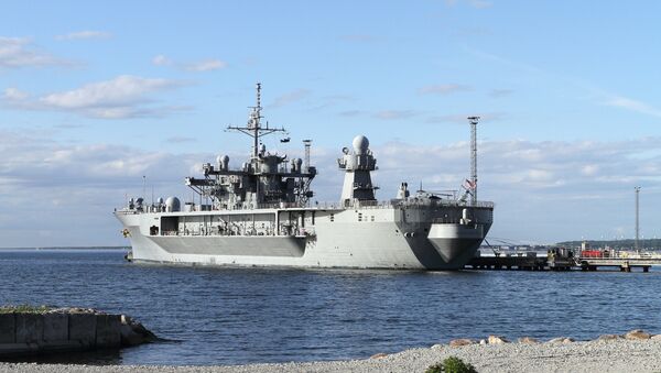 Флагманский корабль шестого флота США Mount Whitney в порту Таллина - Sputnik Южная Осетия