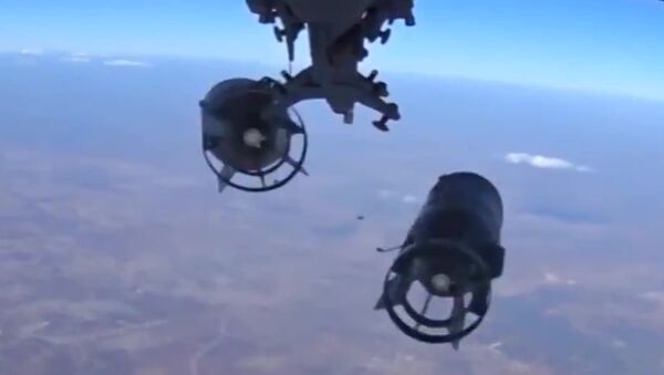Массированный удар самолетами ВКС России по объектам инфраструктуры ИГ в Сирии - Sputnik Южная Осетия