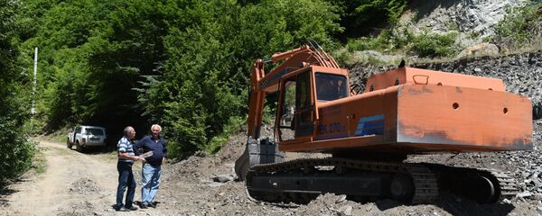 Строящая дорога в знаурском районе Строящая дорога в знаурском районе - Sputnik Хуссар Ирыстон