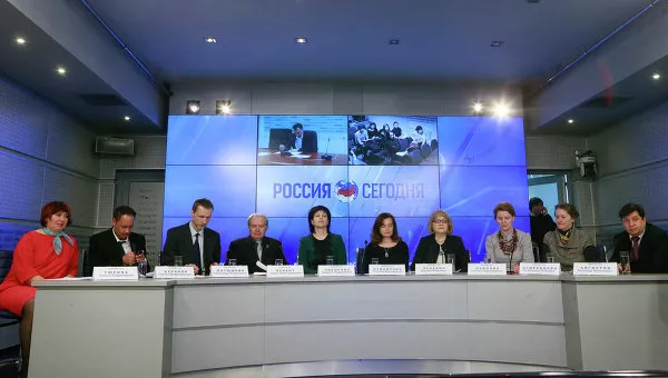 Изучение русского языка в СНГ обсудили русисты на встрече в Москве Изучение русского языка в СНГ обсудили русисты на встрече в Москве - Sputnik Южная Осетия